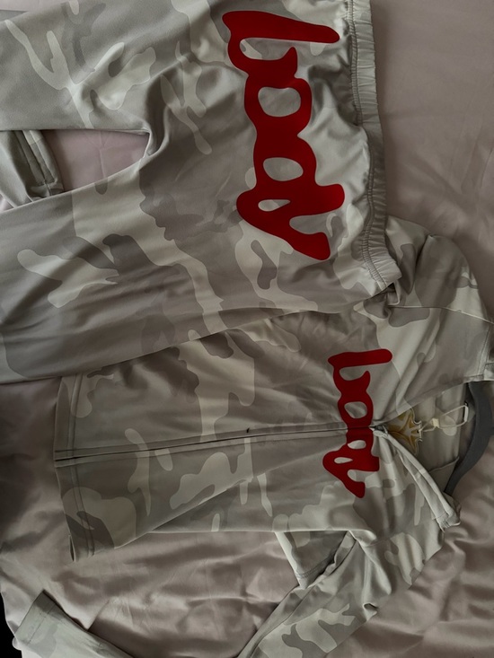 Body By Raven Tracy Pants - Light Gray Camo and red body by raven two piece